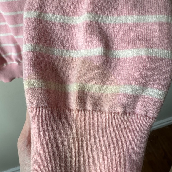 TOMMY HILFIGER SIZE MEDIUM SWEATER - Picture 5 of 6